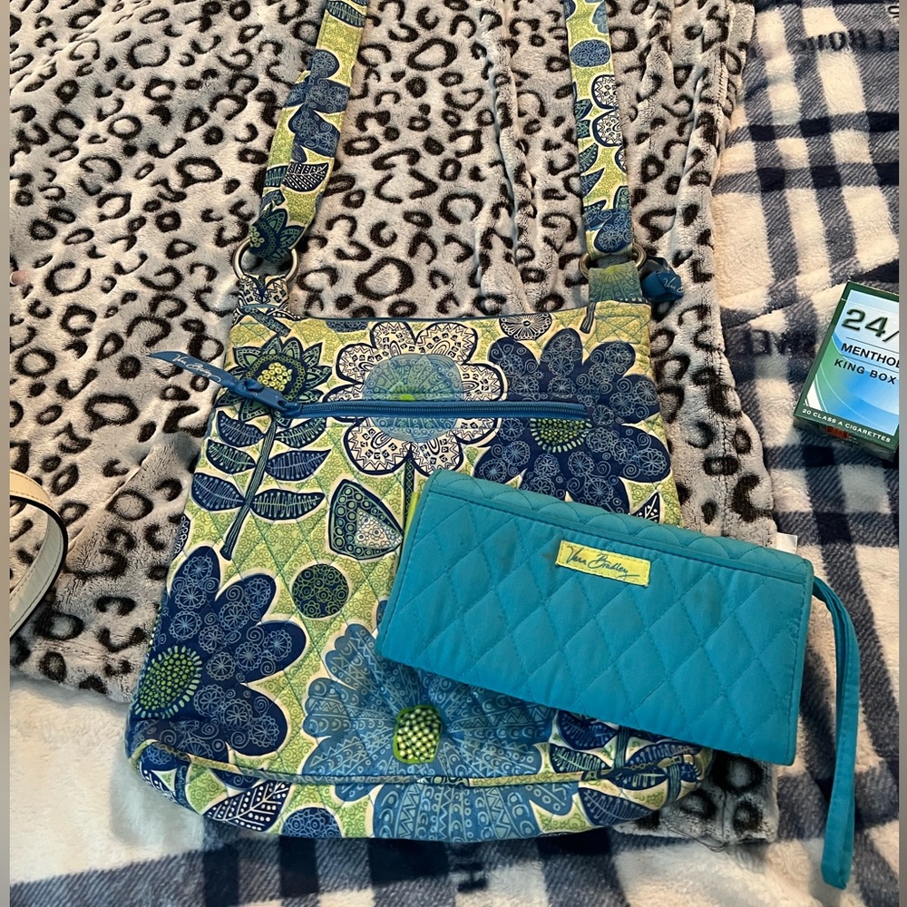 Vera Bradley purse and matching wallet